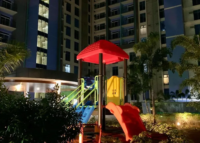 Mountain View In Unit With High Speed Wifi Free Movie Streaming & Swimming Pool アパート セブ市
